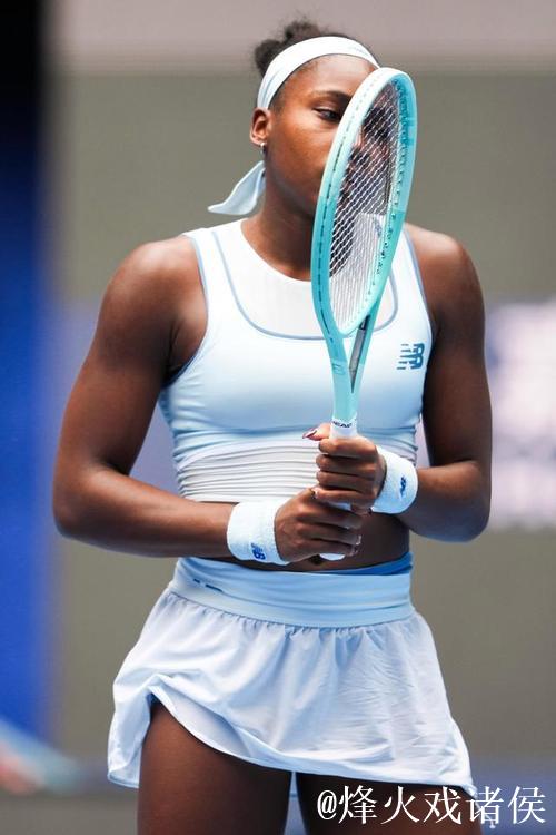 阿尼西莫娃两盘完胜高芙 晋级中网女单决赛 阿尼西莫娃两盘完胜高芙 晋级中网女单决赛